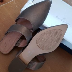 New in box Caslon shoes Sz 9.5